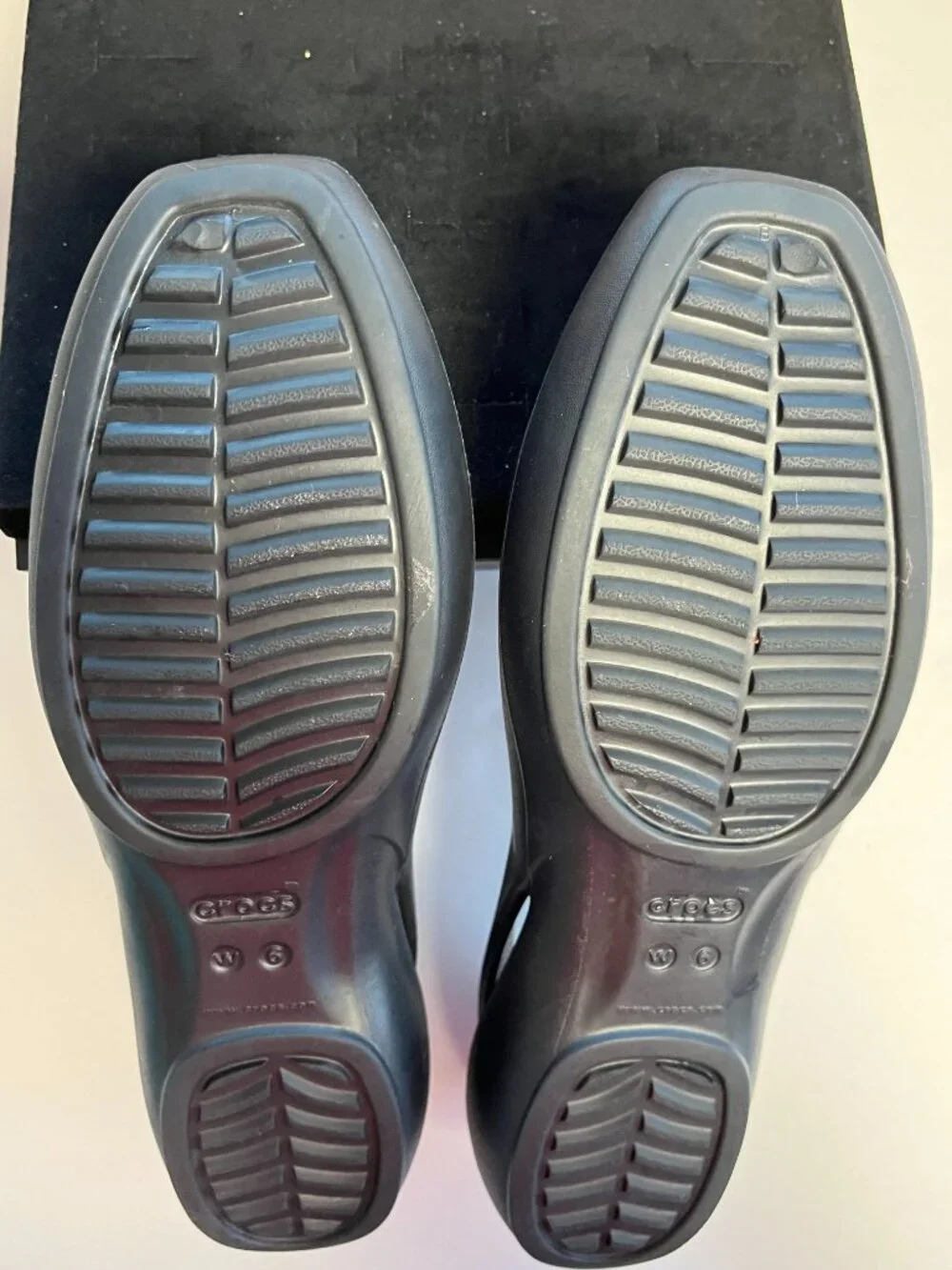 Crocs Iconic Comfort Black Slip On Flats Side Cutout W6